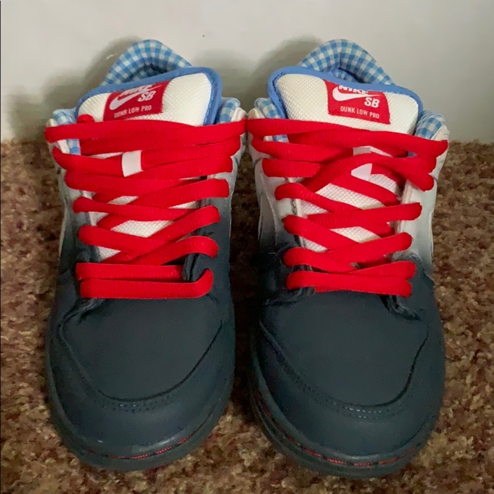 Nike SB Dunk Dorthy Wizard of OZ